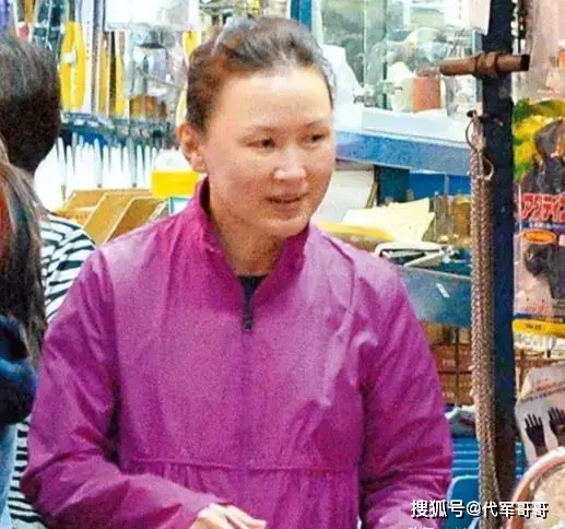 陈秀雯 替夫还债 娱乐圈女明星_流落街头女明星