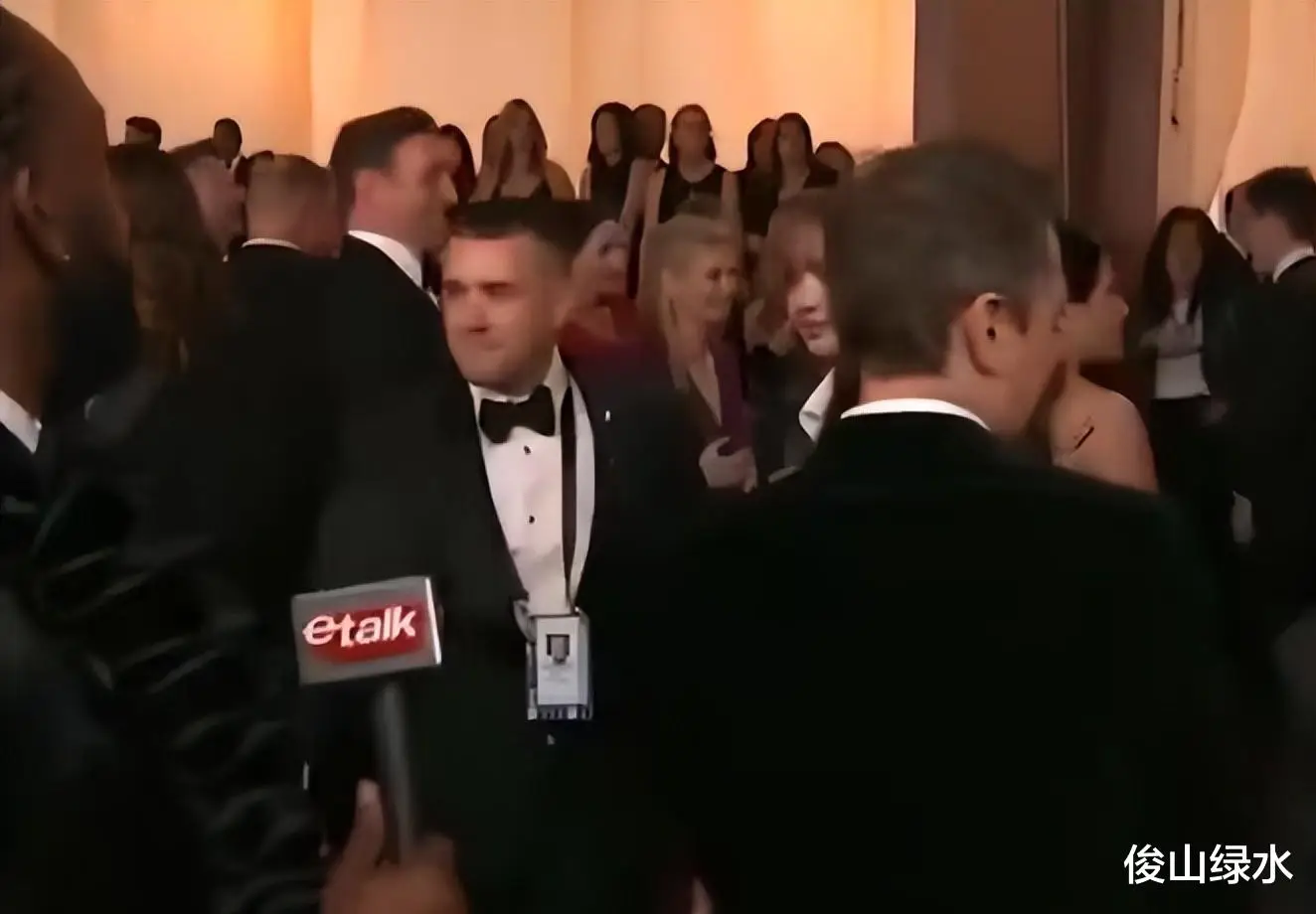 章子怡品牌活动争议_娱乐圈势利眼现象_娱乐圈势利眼的明星