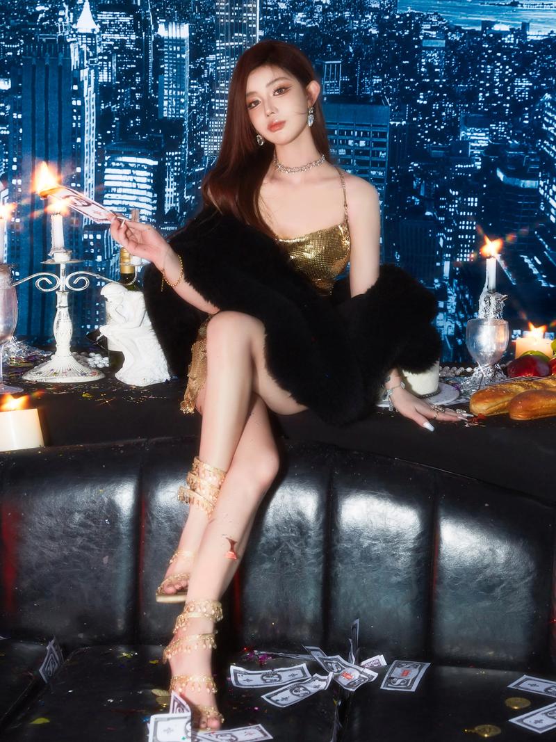 娱乐圈写真怎么赚钱_写真能赚多少钱_写真圈赚钱娱乐是真的吗