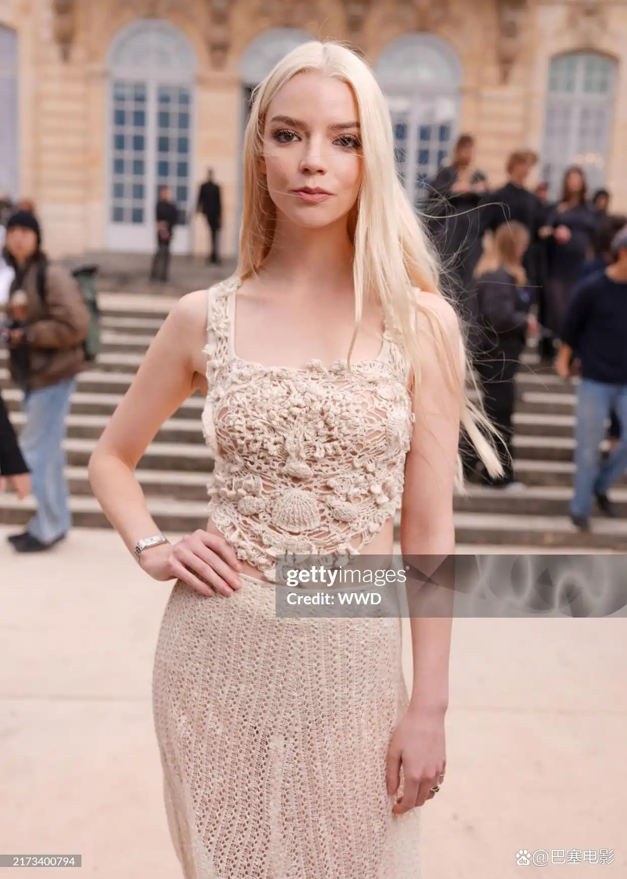 最近明星热点走秀,_巴黎时装周 明星亮相 高清镜头分析