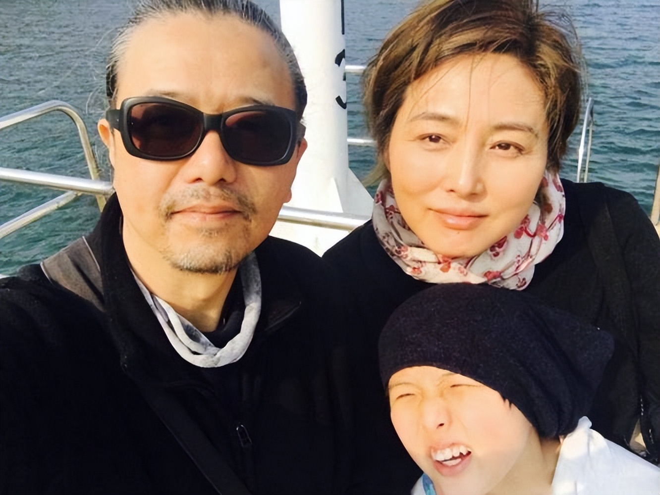 张延张锦程离婚时间线_张延张锦程离婚原因_明星离婚有什么热点话题,